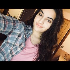 Meet your Posher, Alexandra